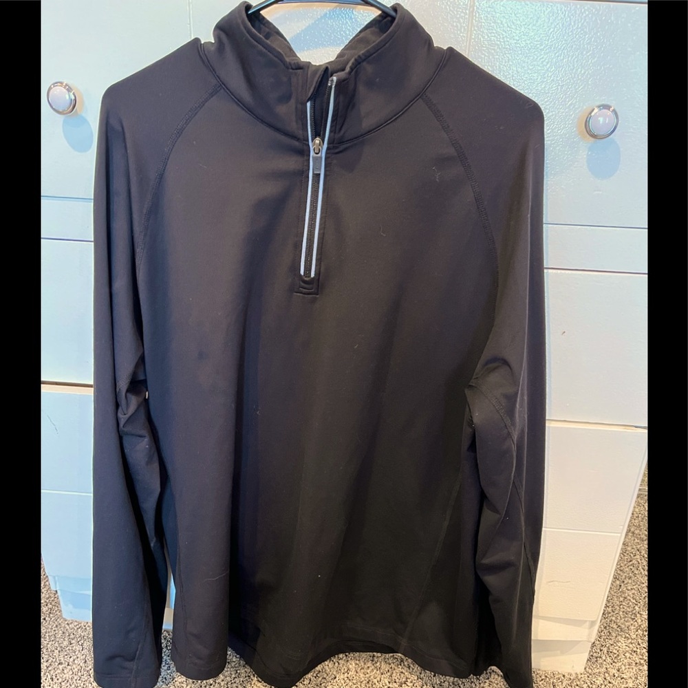 Black Pullover